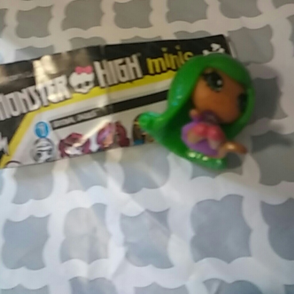 Monster high minis